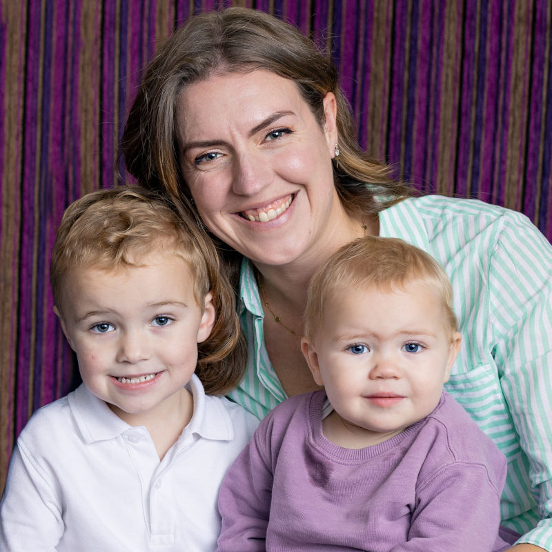 Bear with his mum and his sister